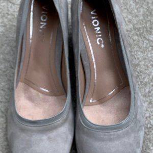 Vionic Women's Pumps